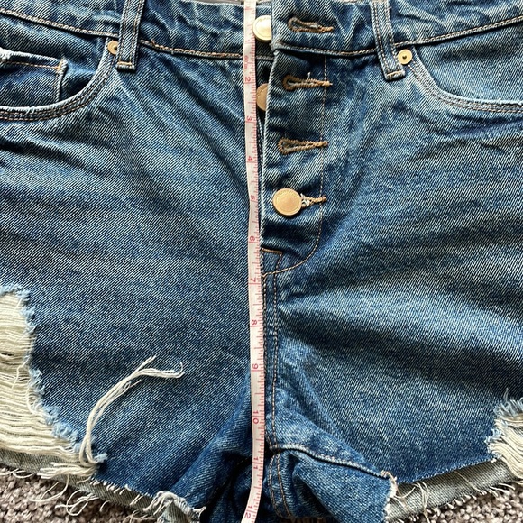 Blanknyc The Barrow. Vintage High-Rise Shorts - Picture 7 of 7